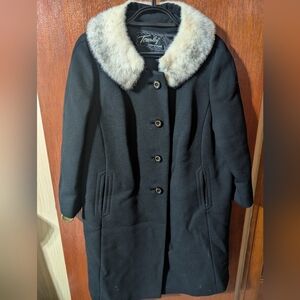 50s/60s Townley By Annis Furs Black Trench Coat with Cream Fur Collar